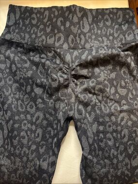 Gymshark Charcoal Black Leopard Print Leggings